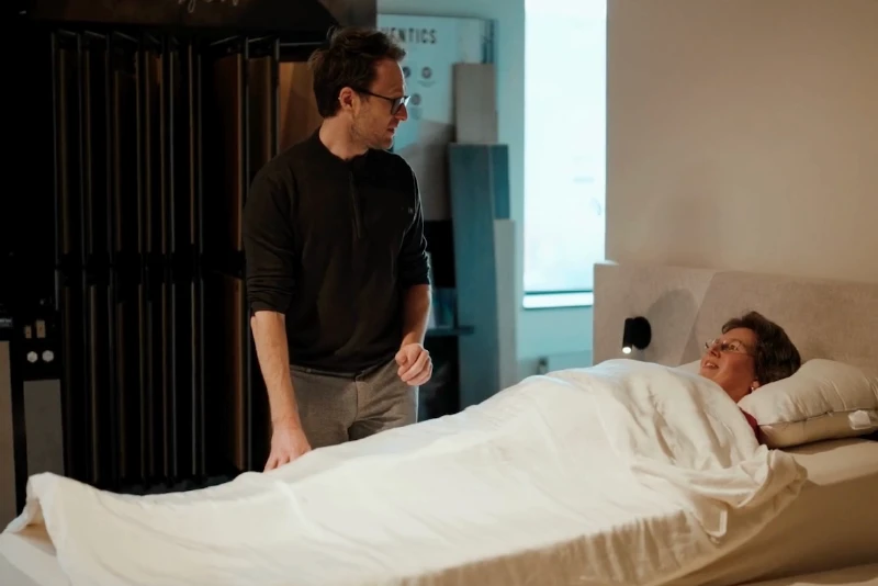 Anti-Trendelenburg uitgelegd: zo helpt een schuine slaaphouding