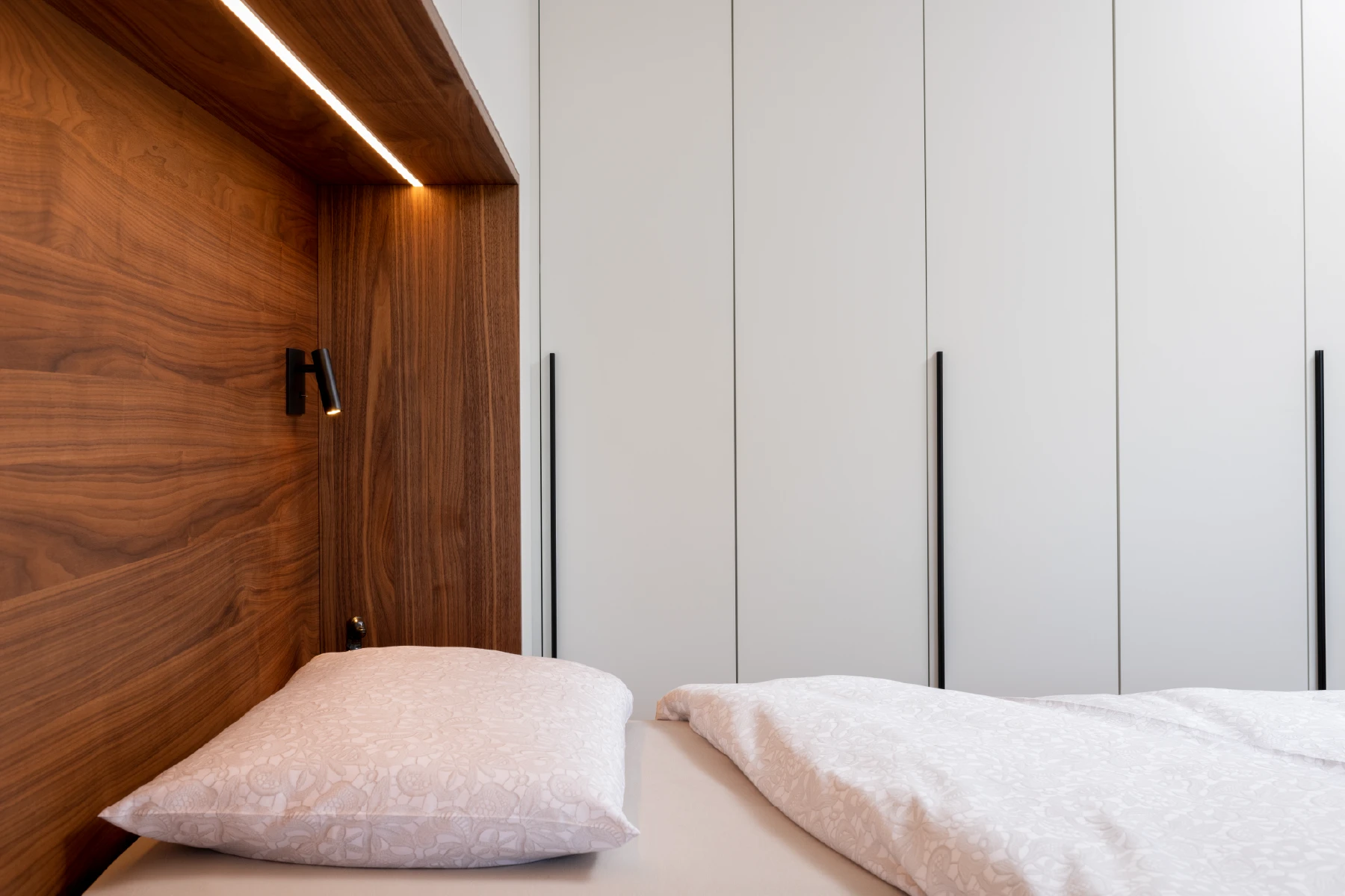 Kastombouw met ingebouwde verlichting