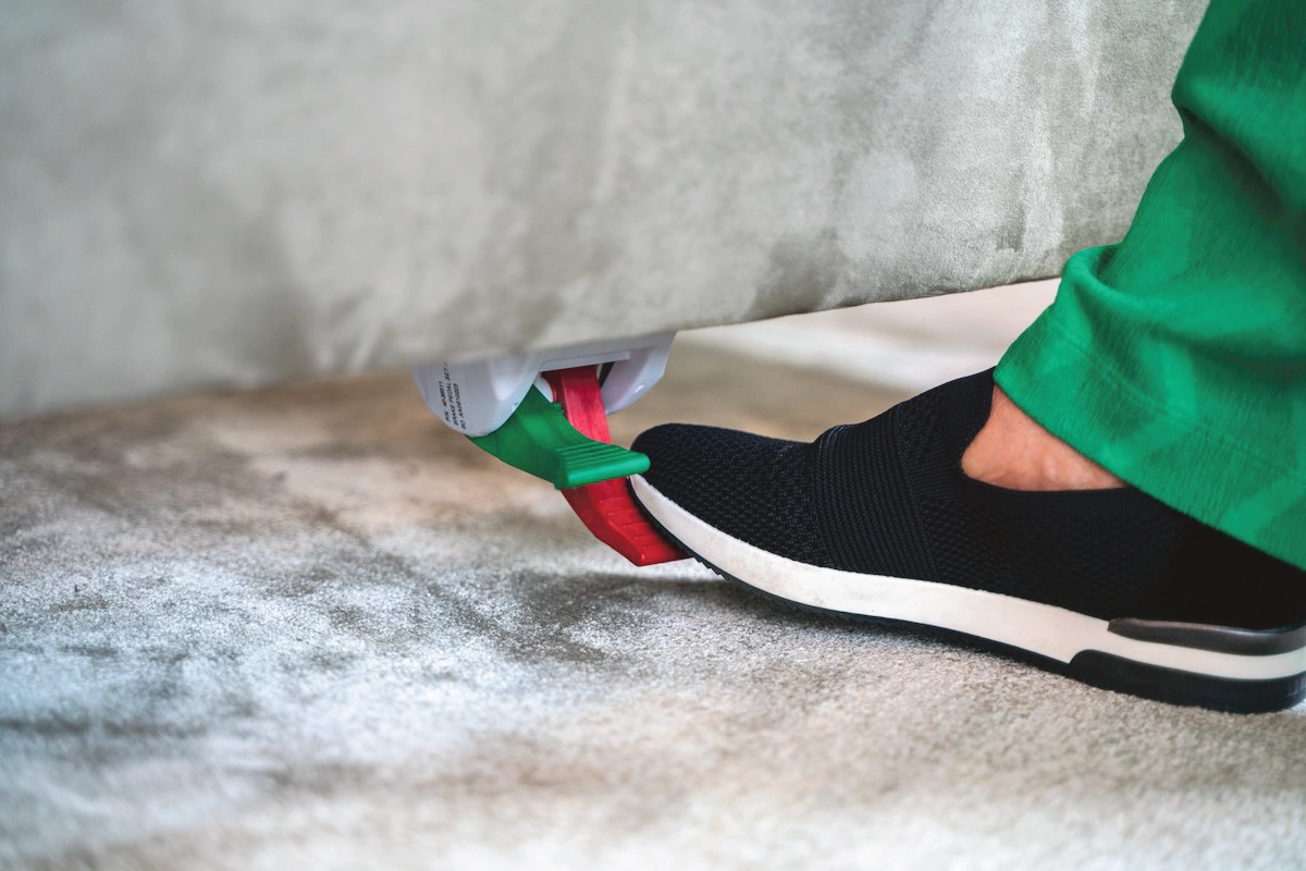 Hoog-laag bed met centrale voetrem