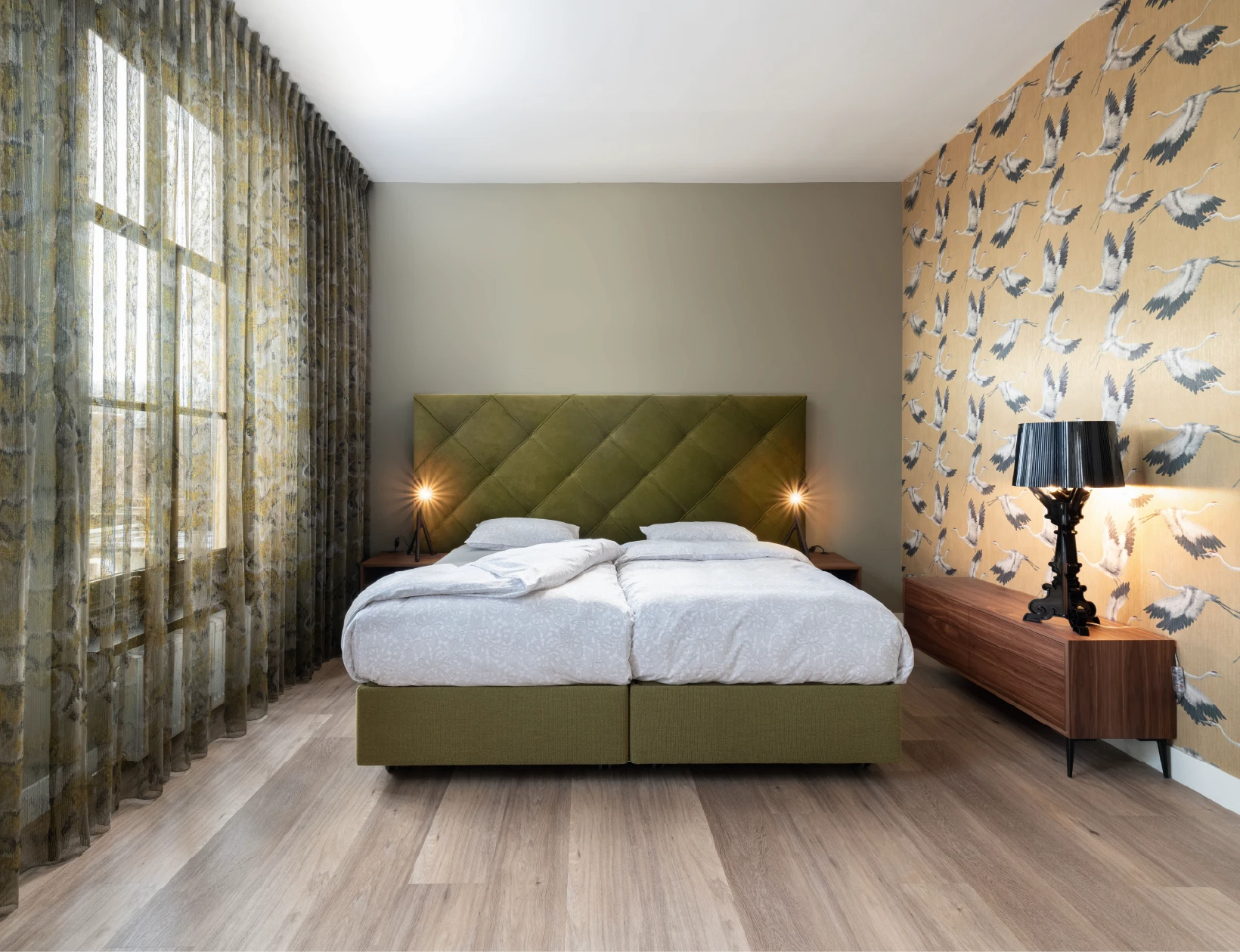 Hoofdpaneel Finotôre in groen velvet met bedset N°1