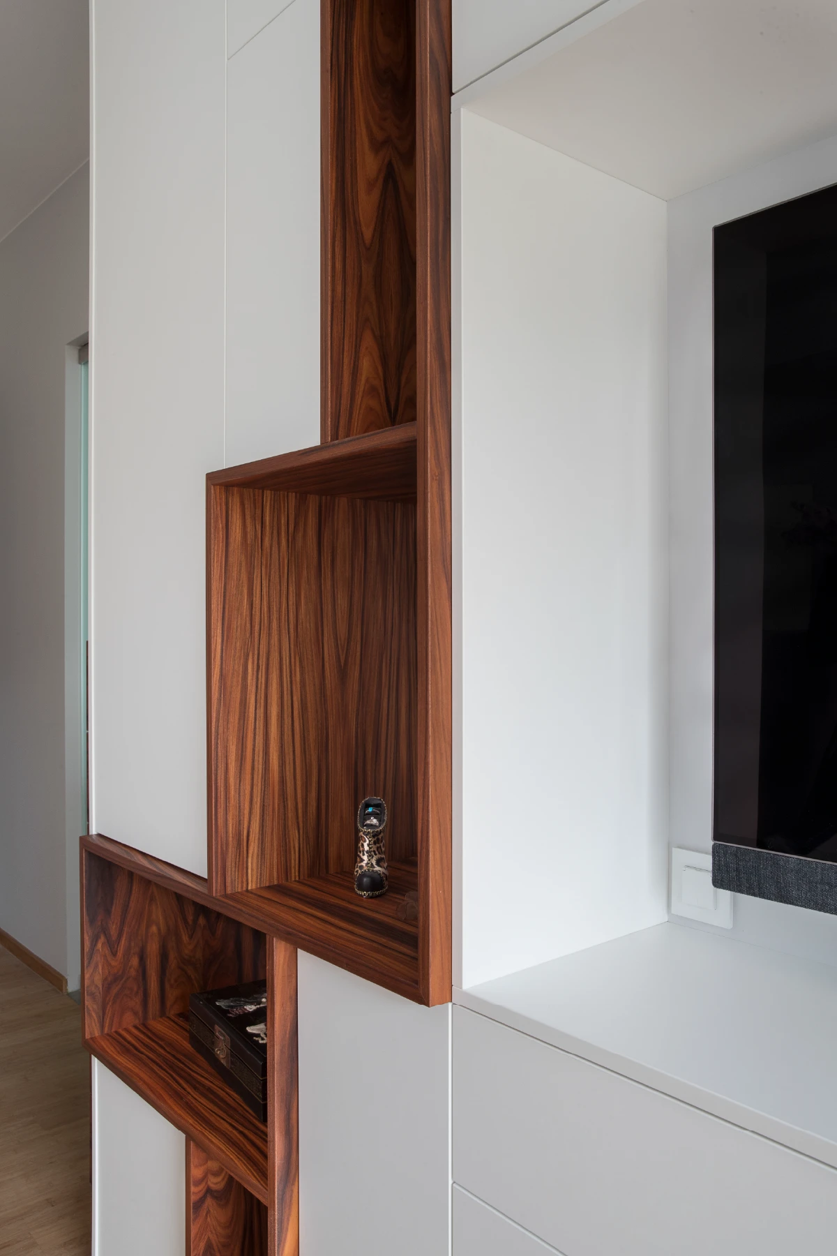 Open vakkenelement in palissander