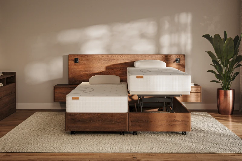 Hoog-laag seniorenbed van hout