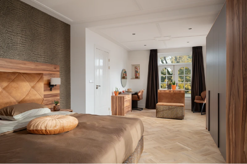 Slaapkamer in gerenoveerde notariswoning