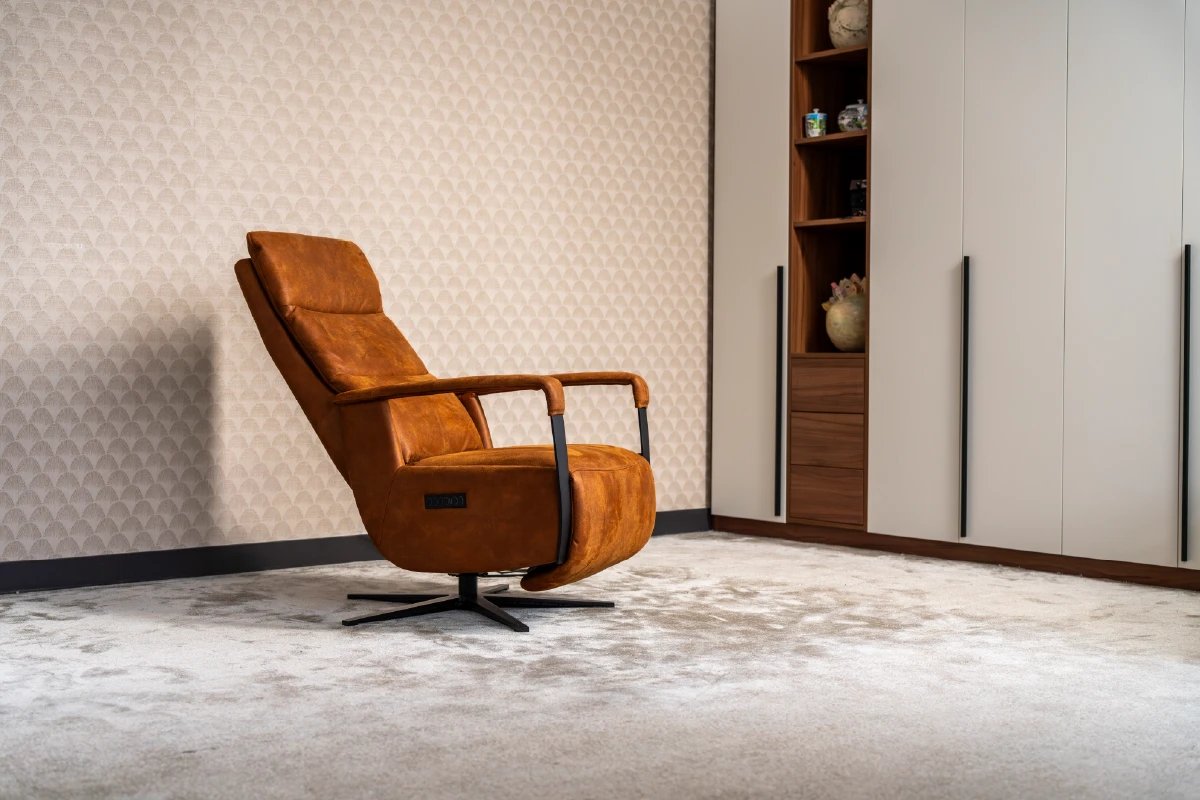 Rugverstelling van een elektrische relaxstoel