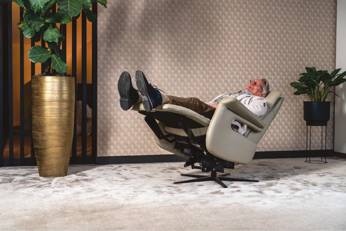 Relaxfauteuil in de hart-waag positie