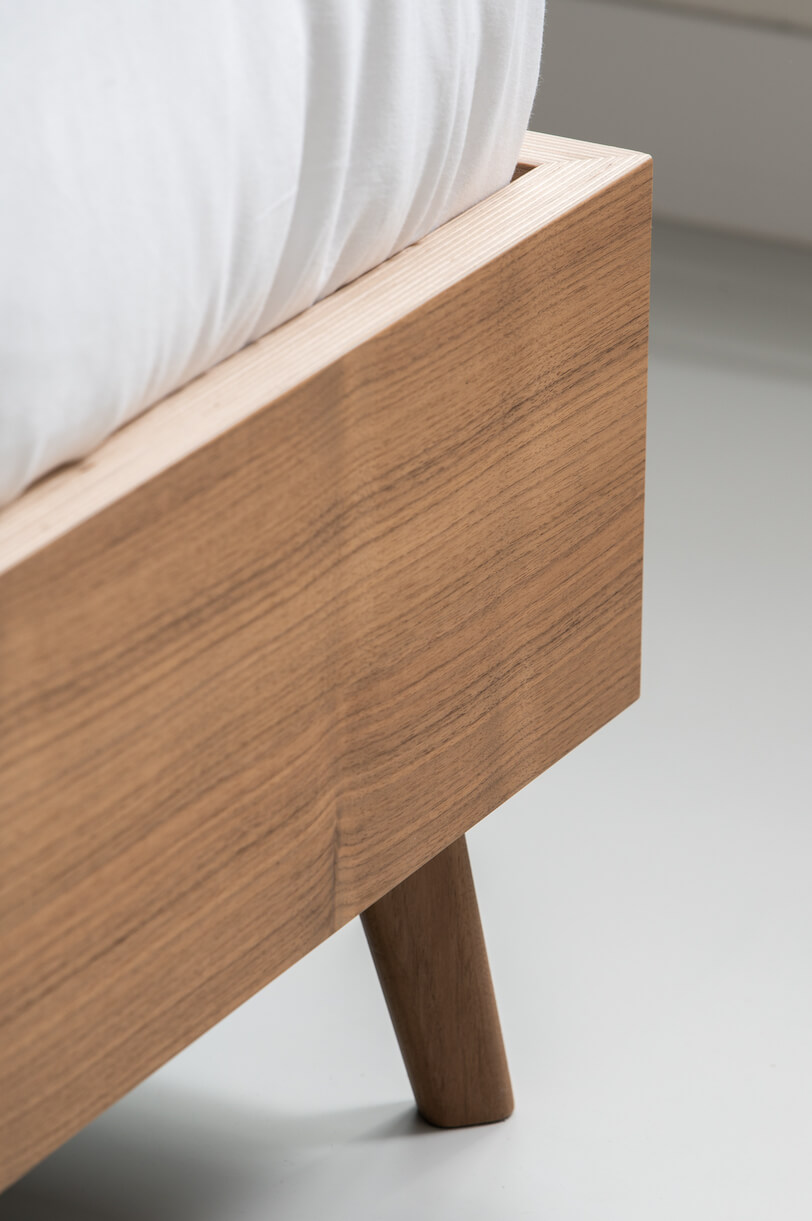 detail houten design bed